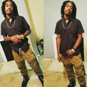 Meet your Posher, Dee